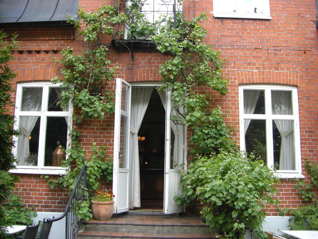 Kastanjelund Hotel Yngsjo Luaran gambar